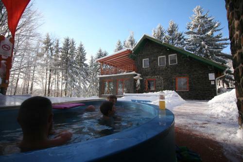 Lodge Dar�zshegyi Apartmanh�z