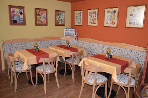 Hostal Duna Panzi�