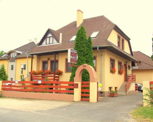 Hostal Szenti Panzio