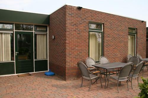 Hotel Type F Comfort 12 Persoons Bungalow