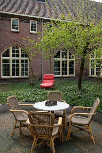 Onderwijshotel de Rooi Pannen Tilburg