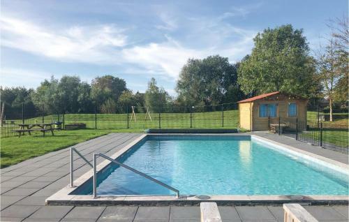 Three-bedroom Holiday Home In Tzummarum