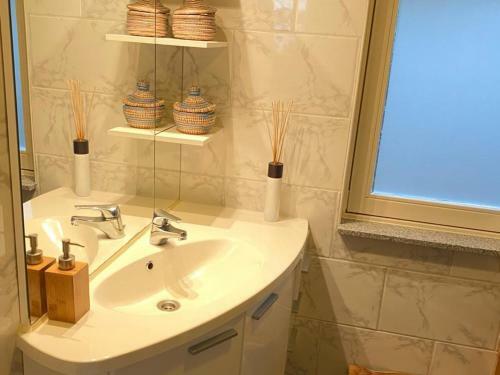 Waterfront Holiday Home In Veen With Terrace
