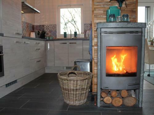Waterfront Holiday Home In Veen With Terrace