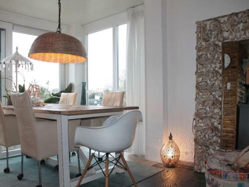 Waterfront Holiday Home In Veen With Terrace