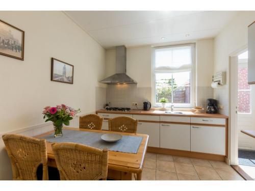 Charming Cottage In Westkapelle With Perfect Location