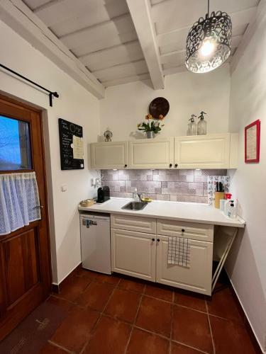 Hostal Cseri Porta