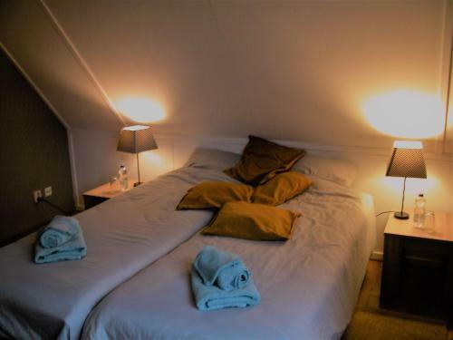 Peaceful Holiday Home In Zeewolde With Swimming Pool