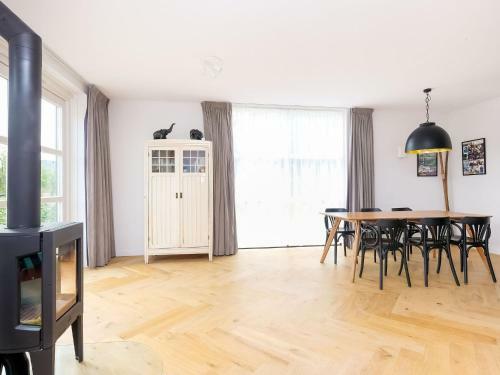 Luxurious Villa In Zwartewaal With Private Garden