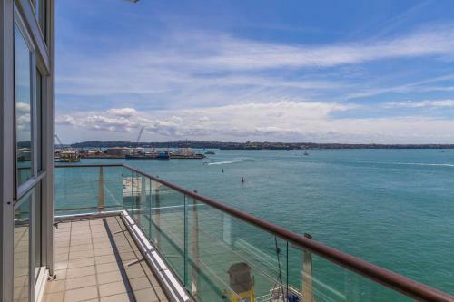 Apartamento Princes Wharf - Spectacular Harbour View Penthouse