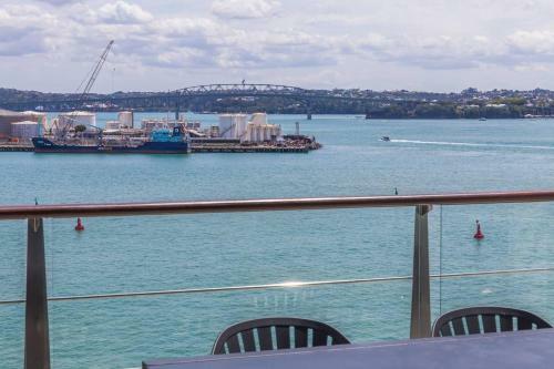 Apartamento Princes Wharf - Spectacular Harbour View Penthouse