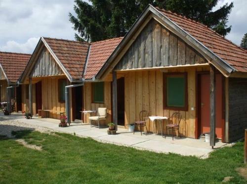 Hostal Fazekas Vend�gh�z �s Kemping