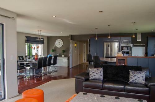 St James Manor - Hanmer Springs Holiday Home