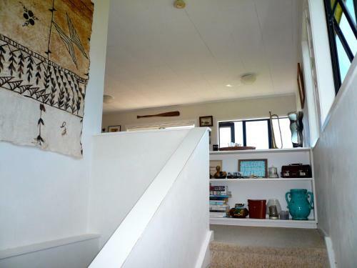 Onetangi Bay Views - Onetangi Holiday Home