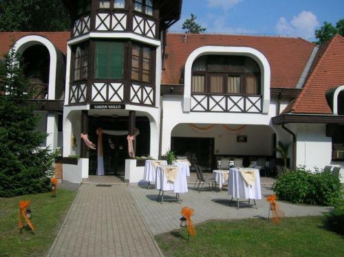 Fenyves Hotel B�k�scsaba