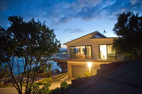 Tairua Magic - Tairua Holiday Home