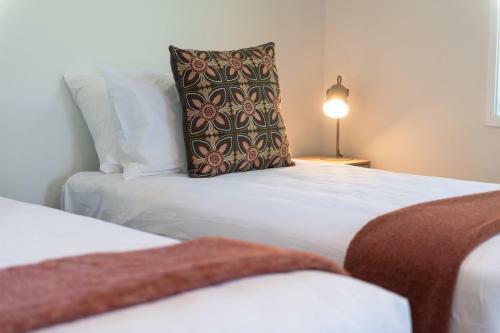 Serene Spacious And Sunny, Moments To The Beach