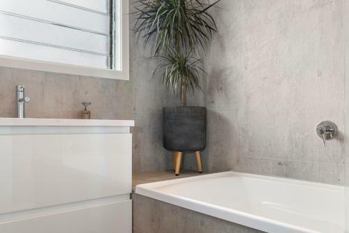 Yours On York - Rotorua Holiday Home