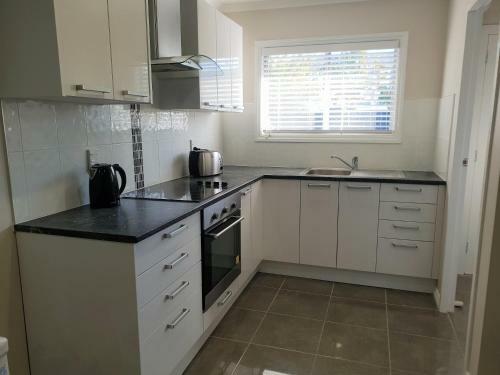 Rose Apartments Unit 5 Central Rotorua- Accommodation & Spa