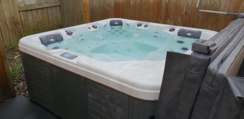 Rose Apartments Unit 5 Central Rotorua- Accommodation & Spa
