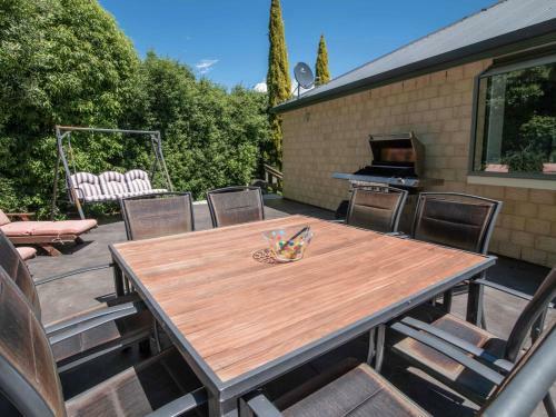 Rue Noyer Lookout - Akaroa Holiday Home