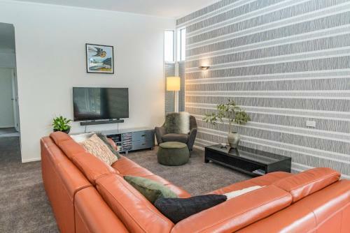 Snowmass Spa Escape - Ohakune Holiday Home