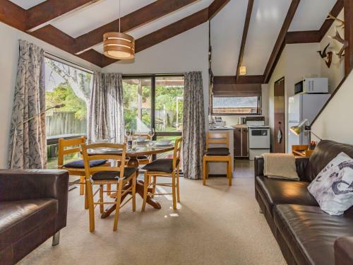 Foyle Street Chalet - Ohakune Holiday Home