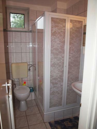 Hostal �jsziget Vend�gh�z