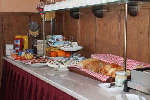 Rozmann Family Panzi� & Apartmanhaz