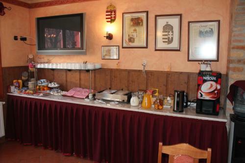 Rozmann Family Panzi� & Apartmanhaz