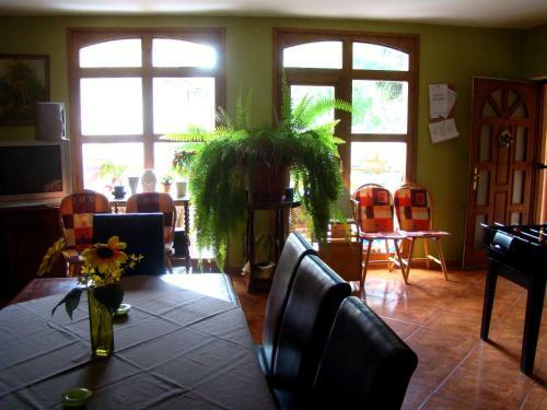 Hostal T�mea Vend�gh�z