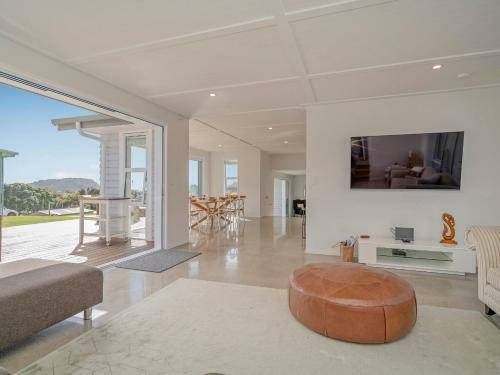 Where The Sun Shines - Hahei Holiday Home