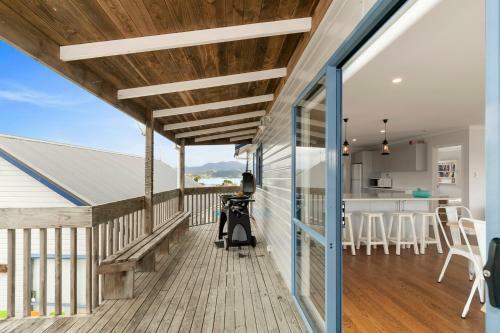 Best Of Both Worlds - Omaha Holiday Home