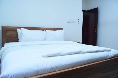 Hotel Baiti Furnished Apartments