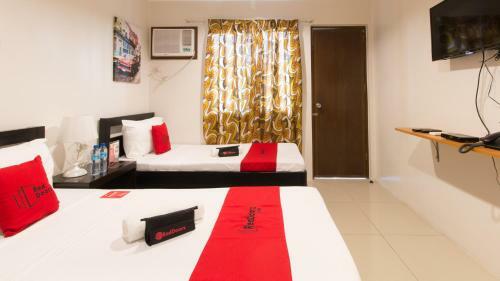 Hotel Reddoorz Plus @ Diola Villamonte Bacolod