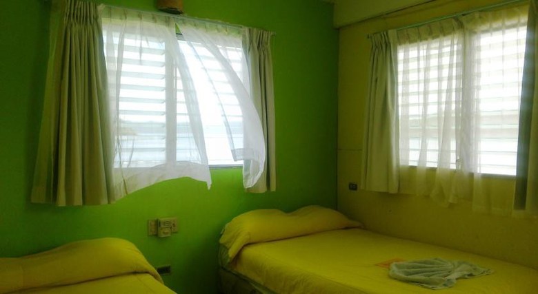 Green World Hotel