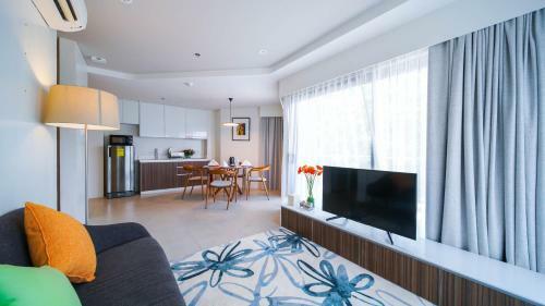 Hotel Tambuli Seaside Resort And Spa