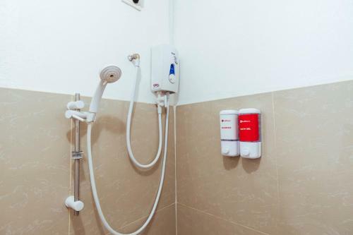Hotel Reddoorz Plus @ Rizal Avenue Palawan
