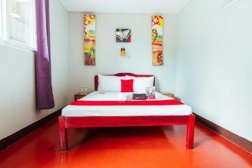 Hotel Reddoorz Plus @ Rizal Avenue Palawan