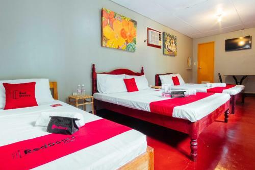 Hotel Reddoorz Plus @ Rizal Avenue Palawan