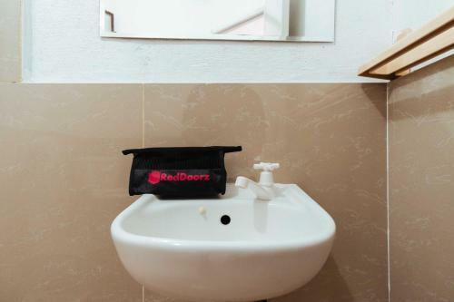 Hotel Reddoorz Plus @ Rizal Avenue Palawan