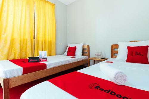 Hotel Reddoorz Plus @ Rizal Avenue Palawan