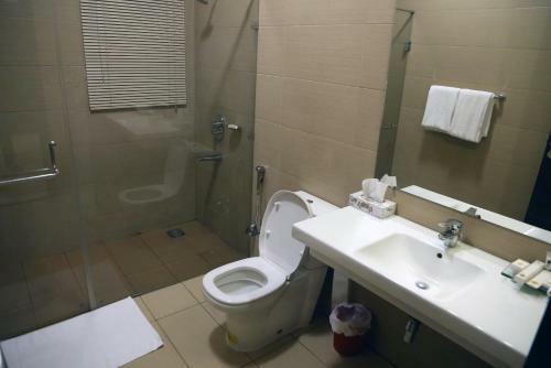 Hostal Butterfly Guest House Phase 7 Bahria Town