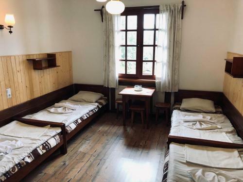 Bed & Breakfast Go?ciniec Pod Smrekami