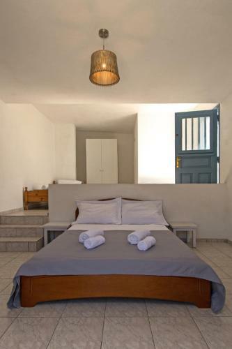 Perigiali Rooms & Apartments Folegandros