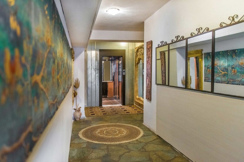 Leandros Hotel