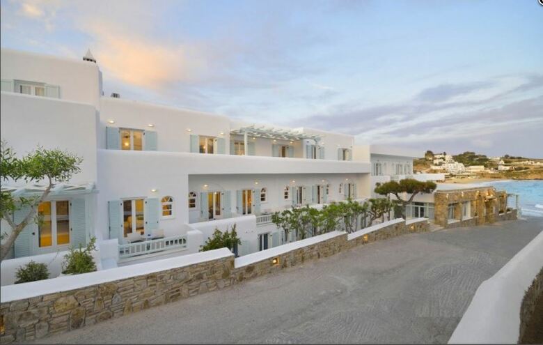 Petinos Hotel
