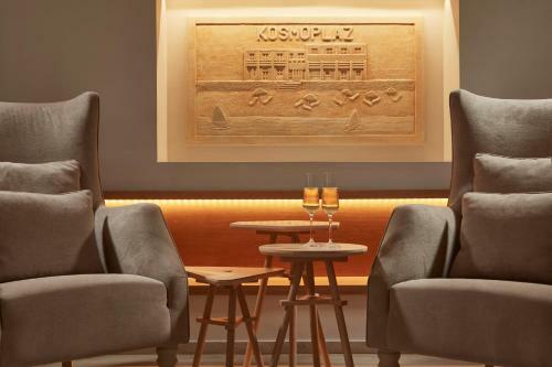 Mykonos Kosmoplaz Beach Resort Hotel