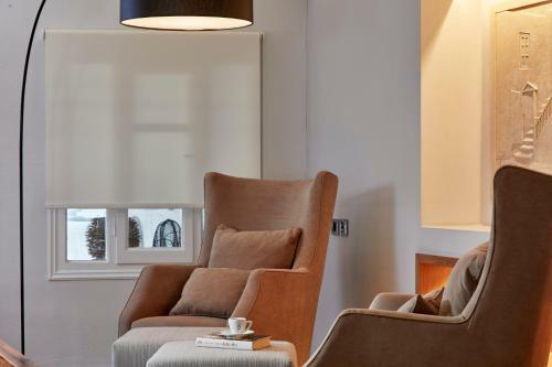 Mykonos Kosmoplaz Beach Resort Hotel