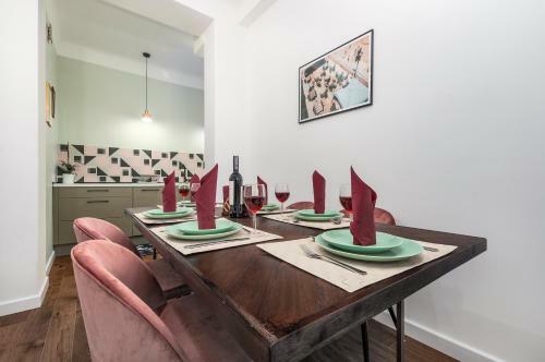 Apartments Monte Carlo Warsaw By Renters